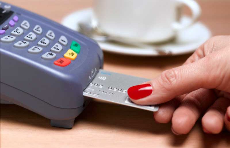Lưu ý khi rút tiền mặt từ thẻ tín dụng tại quận Bình Tân